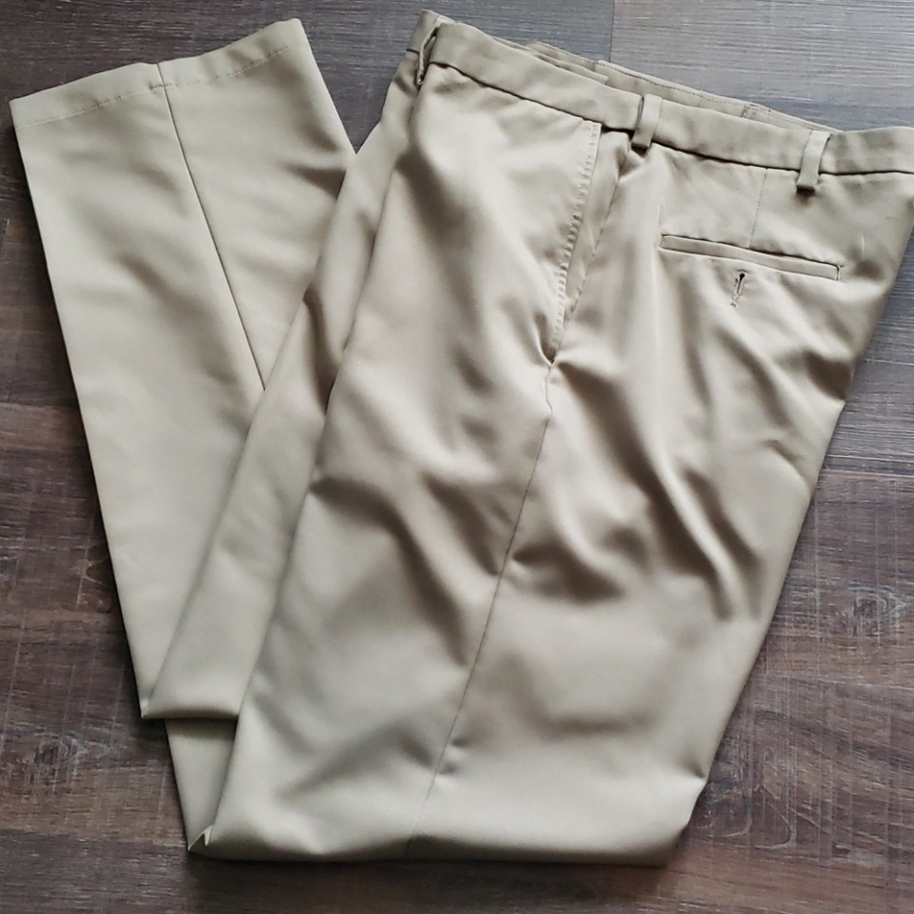 Haggars Classic Fit Tan Dress Pants 40x32